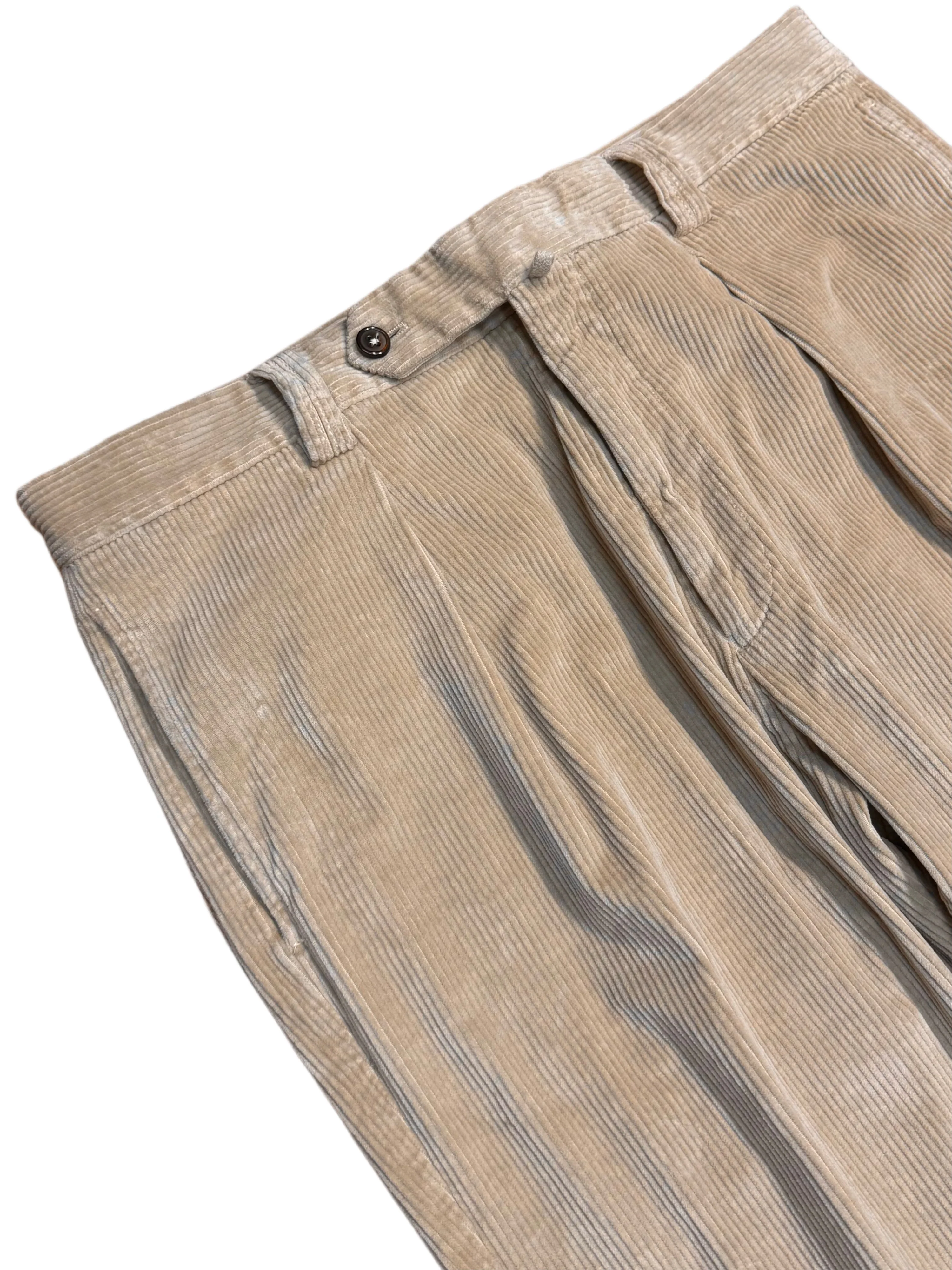 FRESH Camogli Corduroy Pleated Chino Pants In Beige